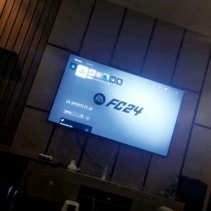 PS5 with Fc24 & other games CD up for grabs.
I'm giving it out for Xmas for $290